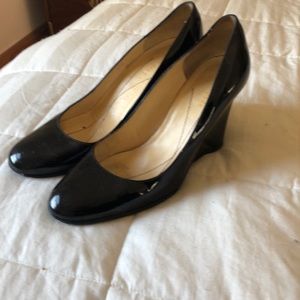 Kate Spade patent leather wedges size: 7.5